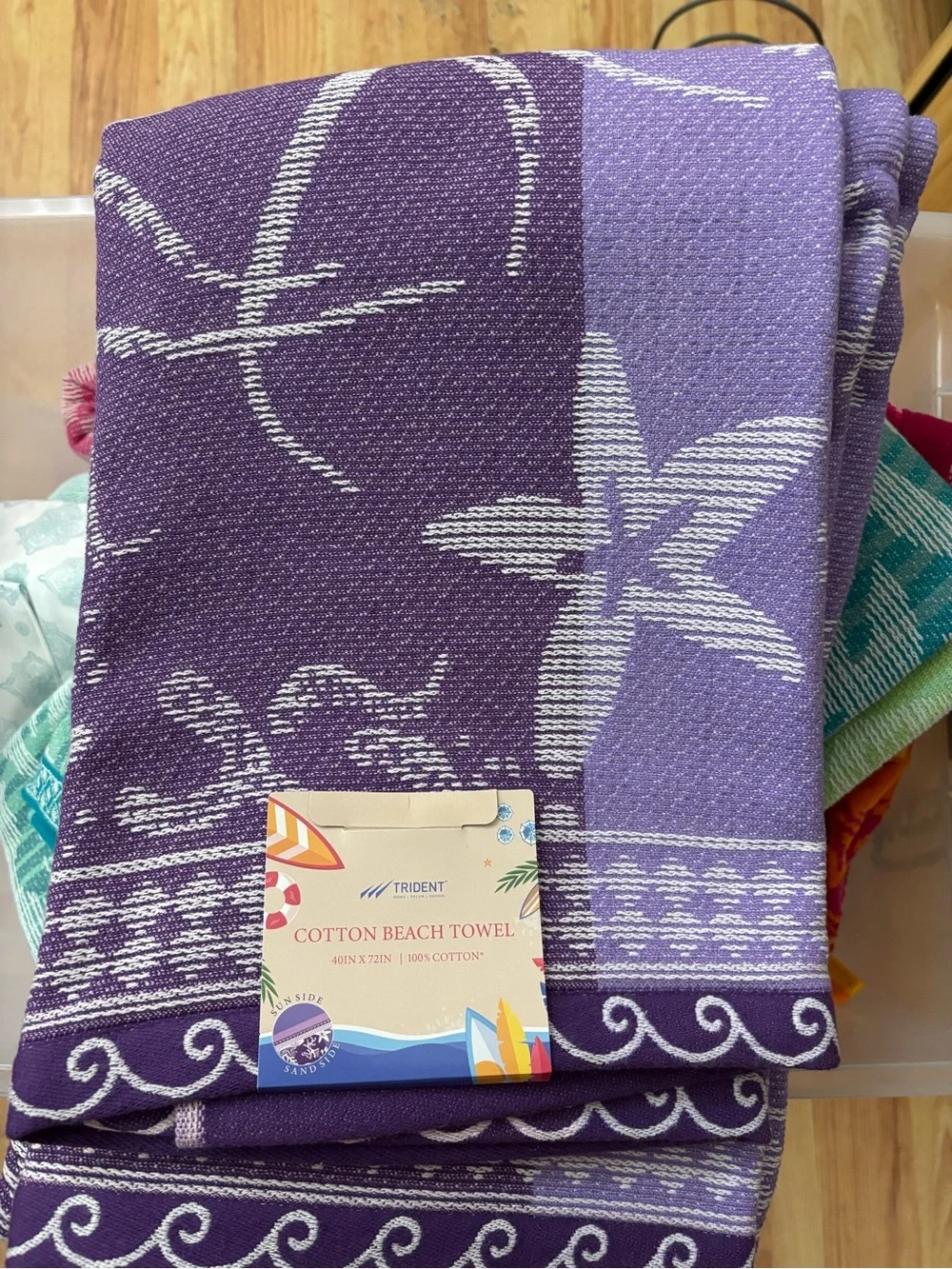 Beach towel. Cotton. Octopus design. Sunside and beachside. New